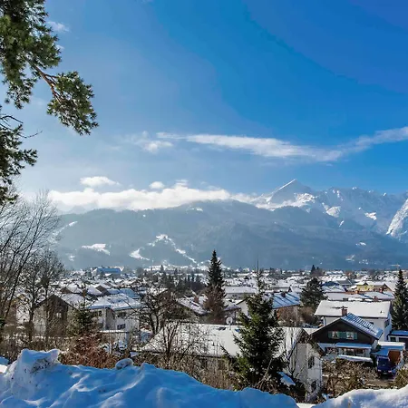 Sunday Partenkirchen Hotel